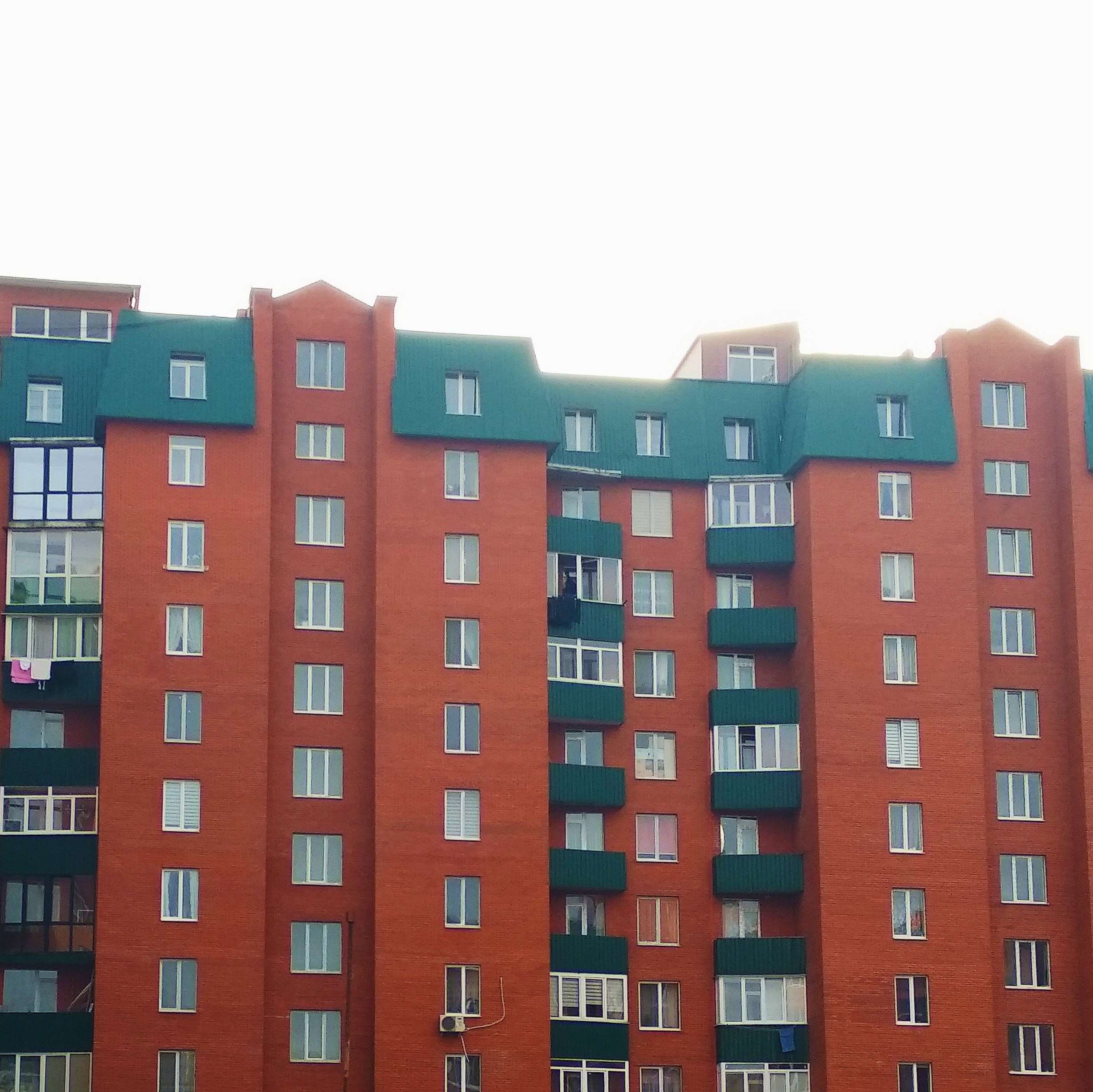 Apartment/Condo